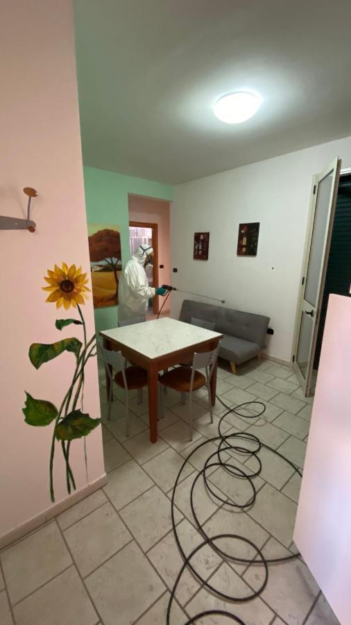 Апартаменты Casa Pescoluse 50M Dal Mare Марина-ди-Песколузе Экстерьер фото